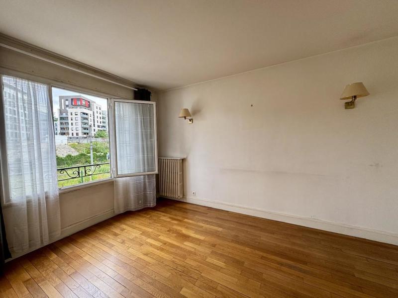 Appartement - 100 m² - 4 pièces