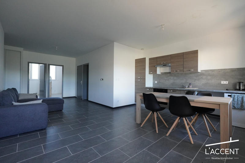 Château - 3 038 m² - 55 pièces