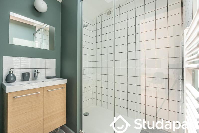 Chambre - 14 m² - 1 pièce