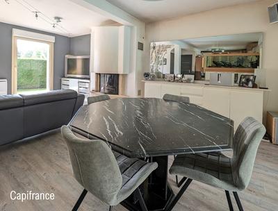 Maison - 105 m² - 5 pièces