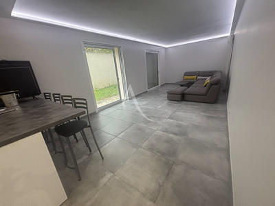 Maison - 156 m² - 8 pièces