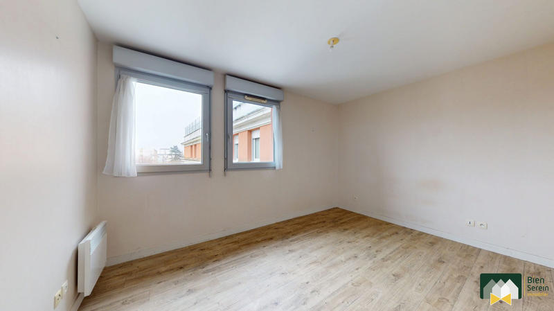 Appartement - 77 m² - 3 pièces