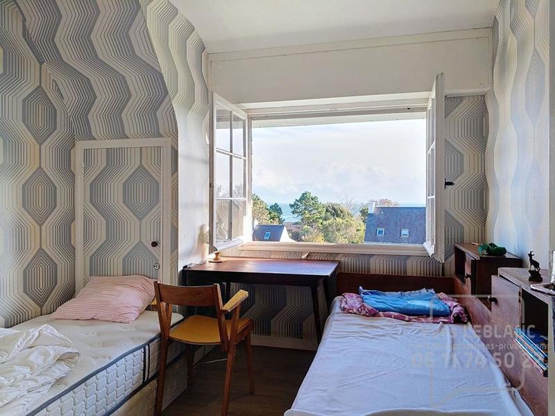 Maison - 135 m² - 13 pièces