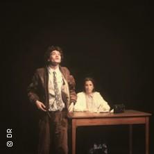 Paire de Dames à Villebon-Sur-Yvette, le Guichet Montparnasse - Paris