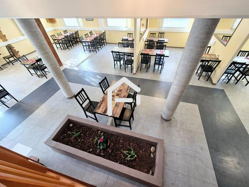 Fonds de commerce - 450 m²