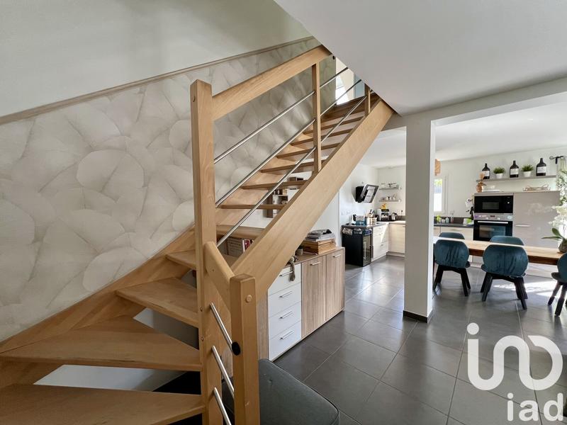 Maison - 104 m² - 5 pièces