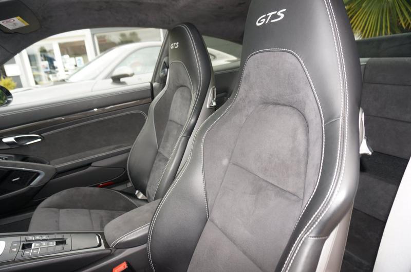 Porsche 991 Carrera 4 Gts