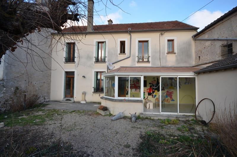 Maison de village - 197 m² - 7 pièces