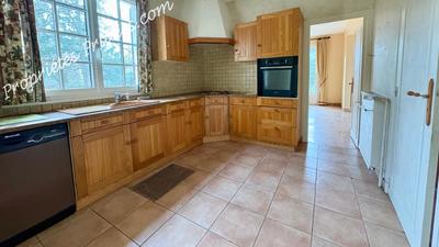 Maison - 132 m² - 10 pièces