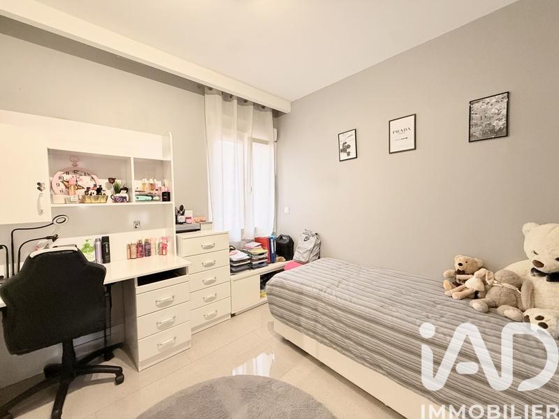 Maison - 137 m² - 4 pièces