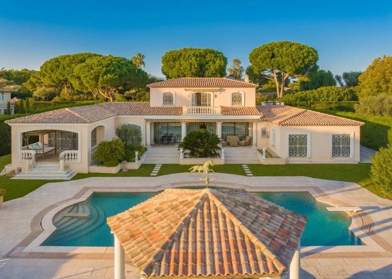 Villa - 450 m² - 8 pièces