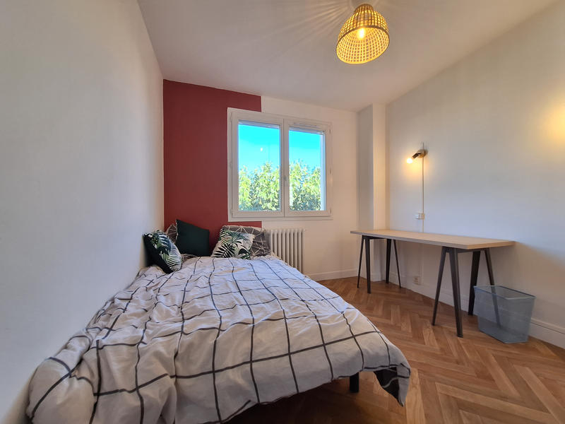 Appartement - 100 m² - 2 pièces