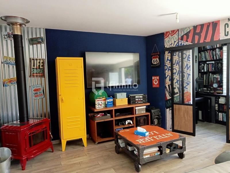 Maison - 185 m² - 7 pièces