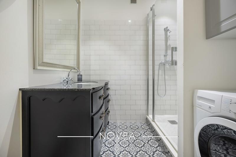 Appartement - 90 m² - 3 pièces