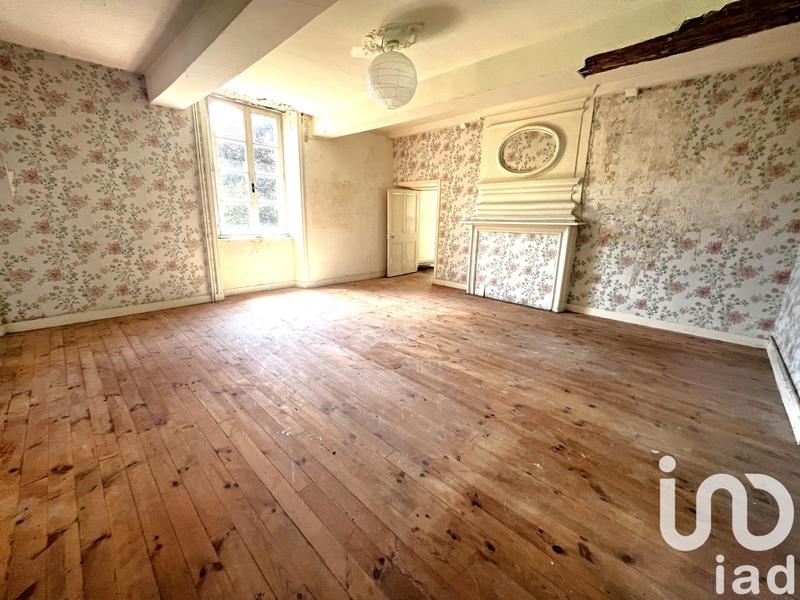 Maison - 208 m² - 8 pièces