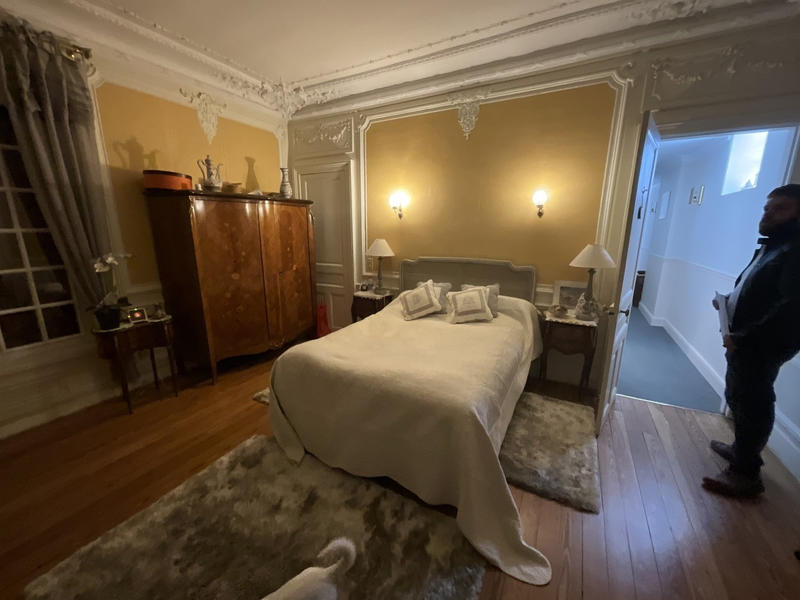 Immeuble - 2 703 m² - 9 pièces