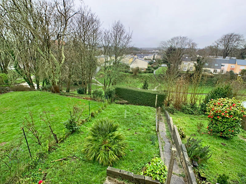 Maison - 105 m² - 6 pièces