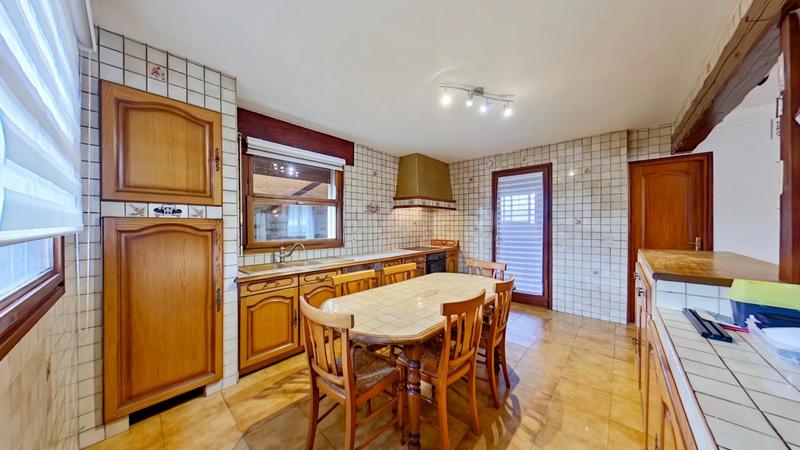 Villa - 130 m² - 6 pièces