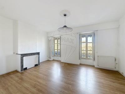 Appartement - 72 m² - 3 pièces