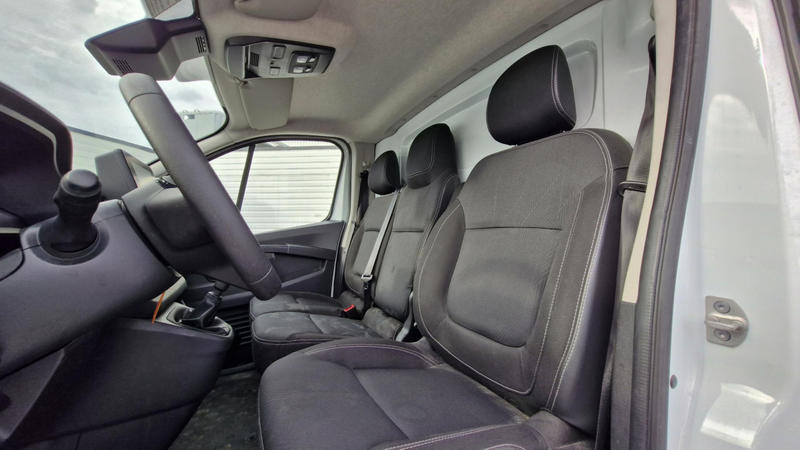 Renault Trafic Fourgon L2h2 Blue Dci 150 Grand Confort