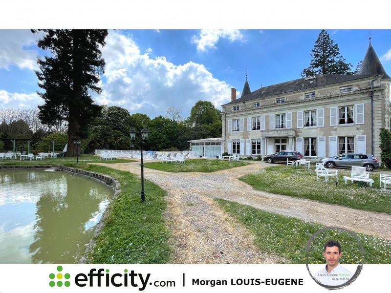 Château - 1 555 m² - 30 pièces