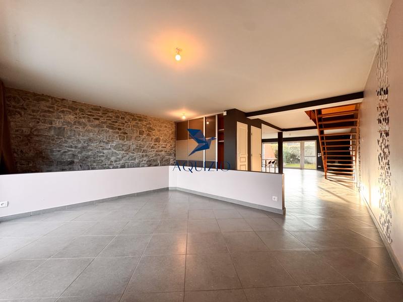 Appartement - 155 m² - 6 pièces