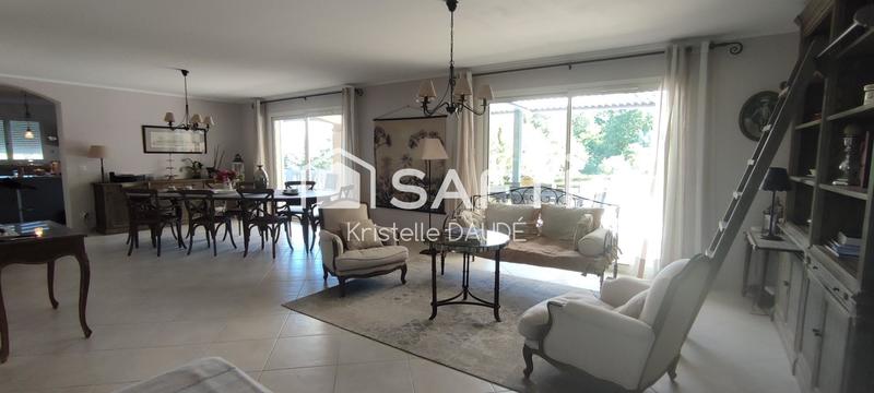 Villa - 220 m² - 6 pièces