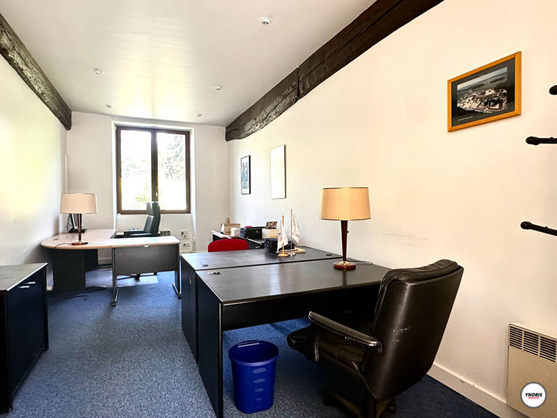 Immeuble - 700 m² - 15 pièces