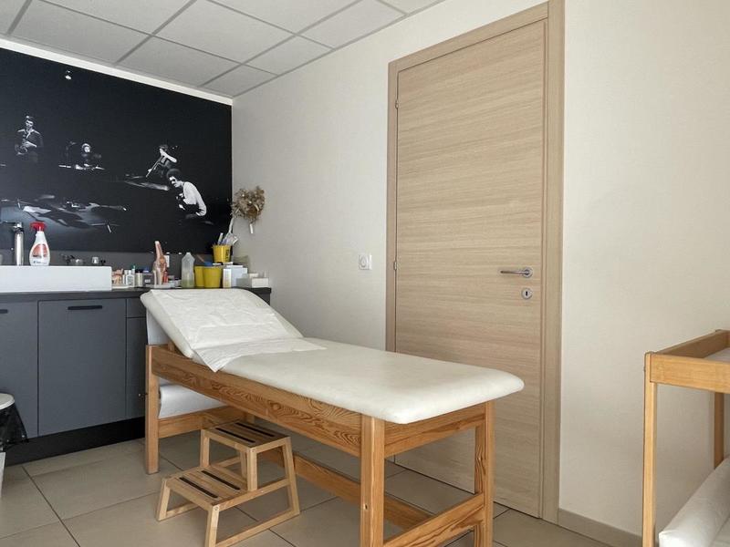 Bureau - 71 m² - 1 pièce