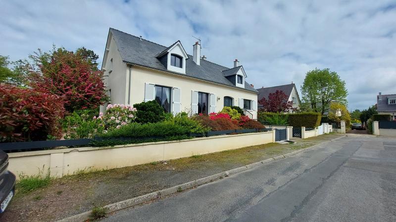 Maison - 178 m² - 7 pièces