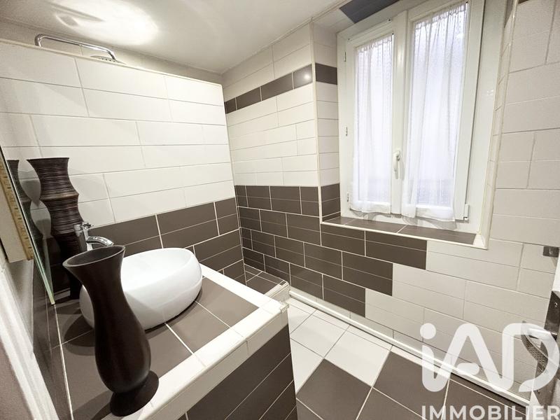 Maison de ville - 95 m² - 4 pièces