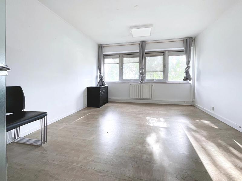 Bureau - 16 m² - 1 pièce