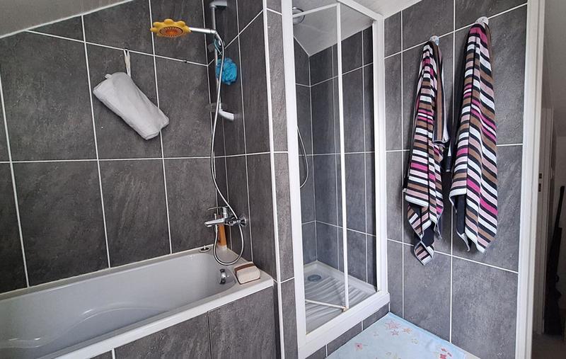 Appartement - 90 m² - 6 pièces