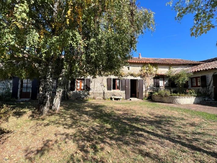 Maison en pierre - 177 m² - 6 pièces