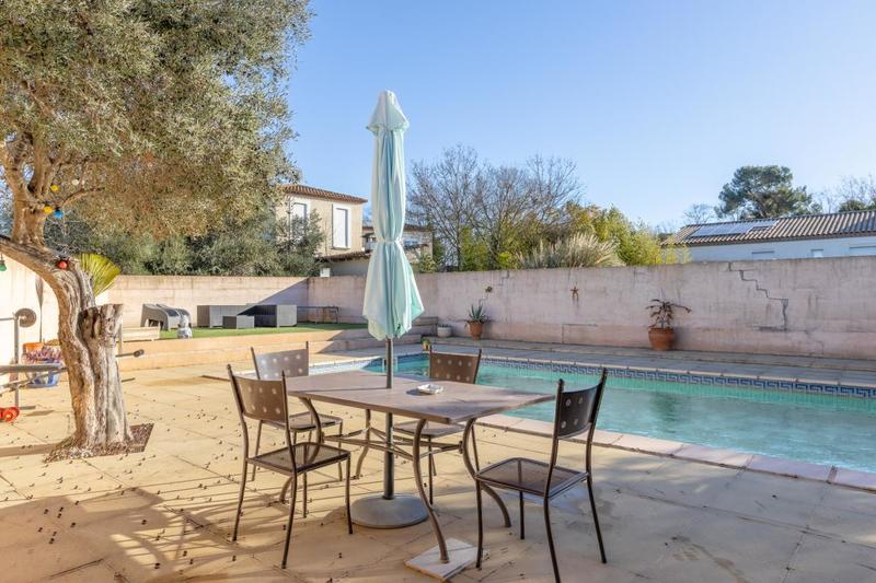 Maison ancienne - 203 m² - 8 pièces