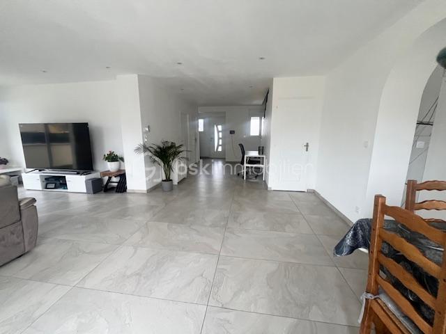 Maison - 145 m² - 5 pièces