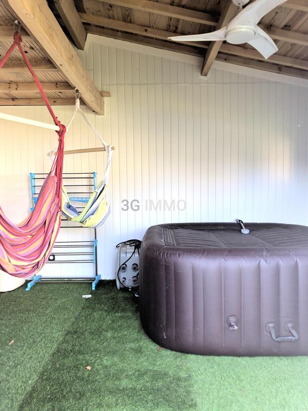 Maison contemporaine - 204 m² - 9 pièces