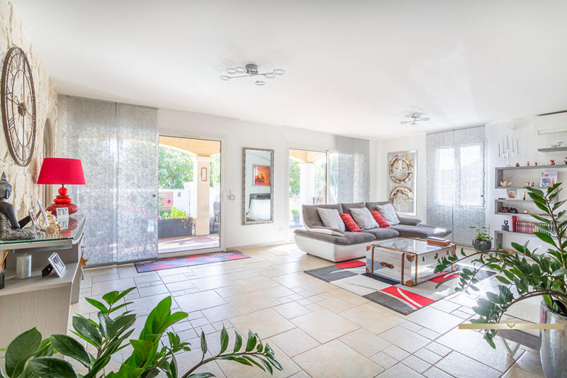 Maison - 180 m² - 7 pièces