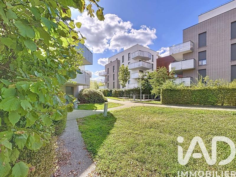 Appartement - 77 m² - 3 pièces