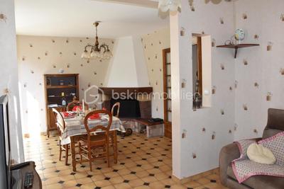 Maison - 80 m² - 4 pièces