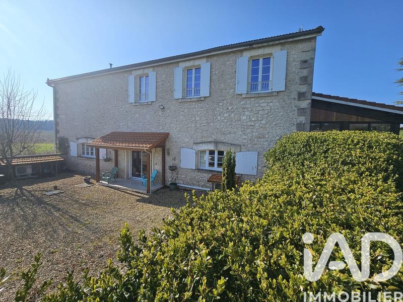 Maison de campagne - 292 m² - 5 pièces