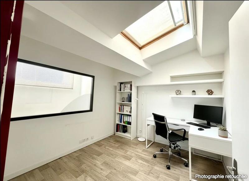 Bureau - 326 m² - 20 pièces