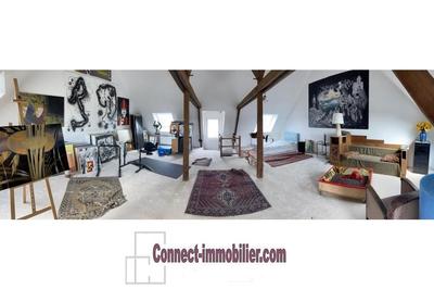 Maison - 211 m² - 7 pièces