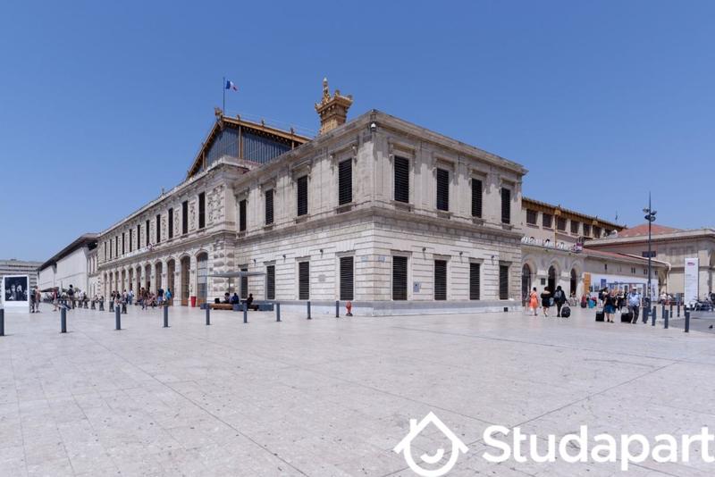 Chambre - 9 m² - 1 pièce