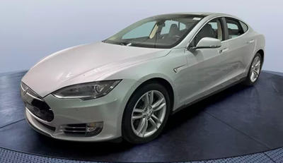 Tesla Model s Performance tva récupérable