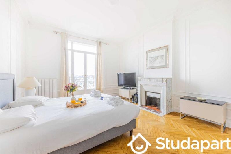 Appartement - 212 m² - 5 pièces