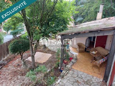 Maison - 121 m² - 7 pièces