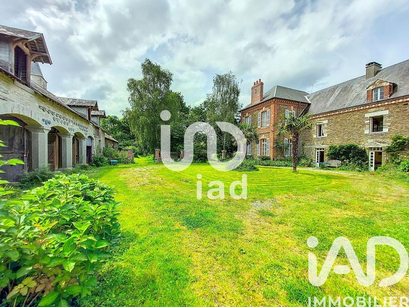 Maison - 342 m² - 8 pièces