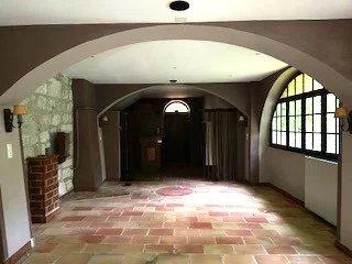 Hôtel particulier - 561 m² - 17 pièces