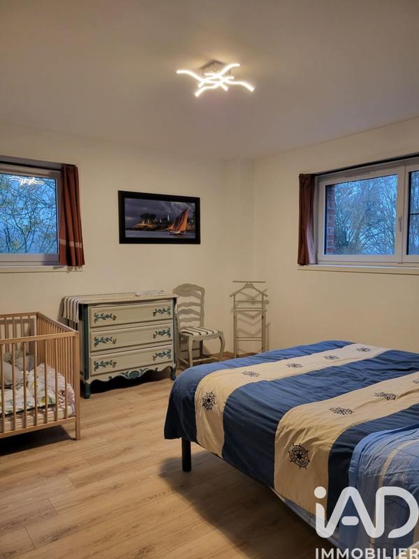 Maison - 220 m² - 8 pièces